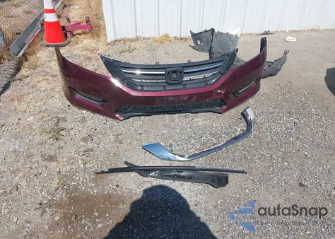 2015 Honda Accord Sport z USA, uszkodzony, nr VIN 1HGCR2F50FA024367